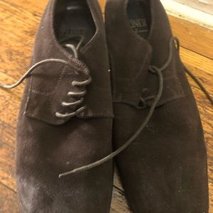 Men’s dress shoes